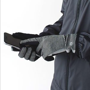 Lululemon Run With Me Striped Gloves